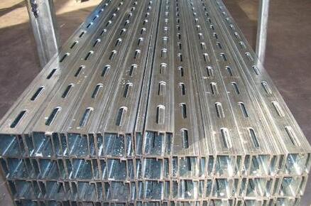 C型鋼在建筑行業(yè)存在明顯優(yōu)勢,具有良好的發(fā)展前景